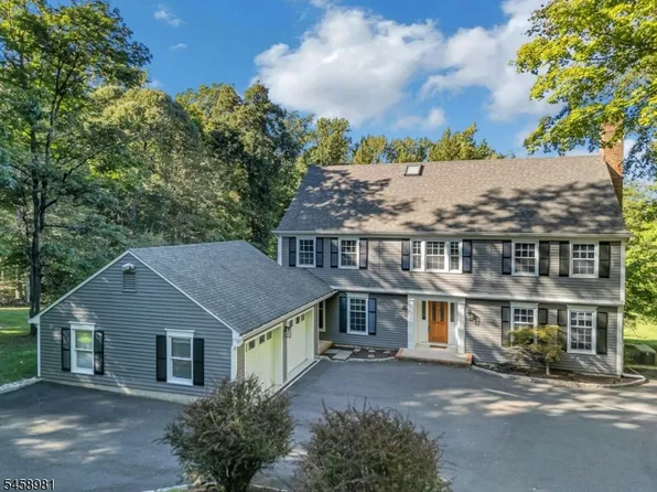 15 SANDALWOOD DRIVE, Warren Twp., NJ 07059