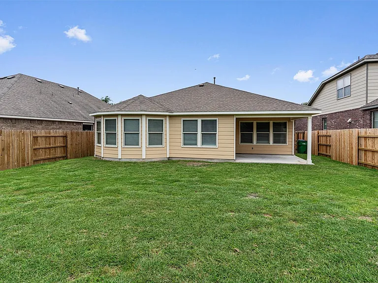 3021 Angelina Ct — Photo 34