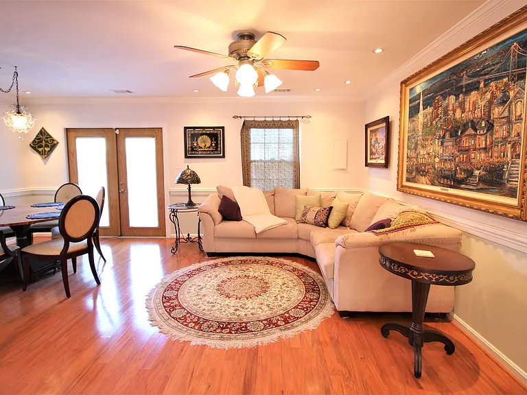 6603 Forbush Ct — Photo 5