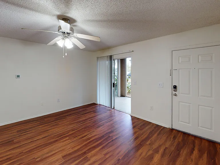 Lakewood Place — Photo 127