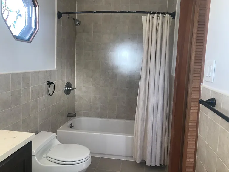 91 Irving Ave — Photo 8