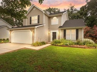 3656 Shadow Ridge Dr, High Point, NC 27265