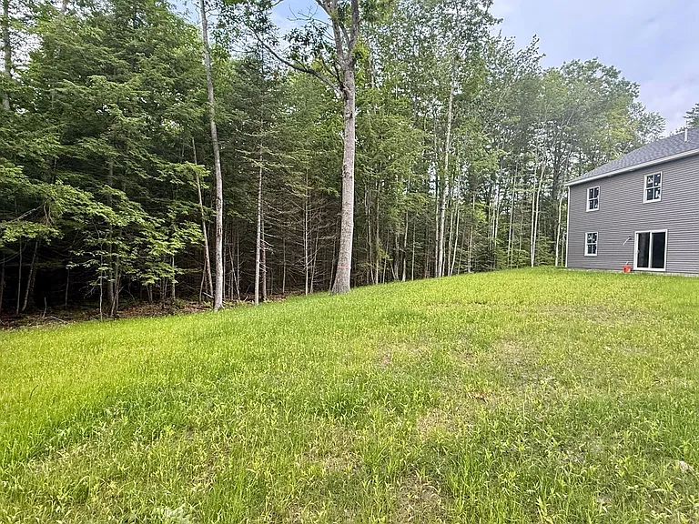 192 Center Rd — Photo 21