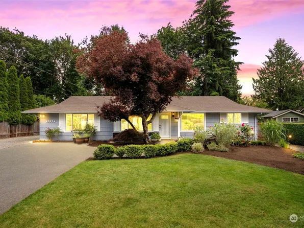 12854 111th Avenue NE, Kirkland, WA 98034
