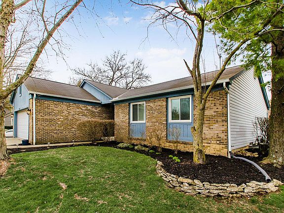 3rd image of 2440 Roscoe Ct