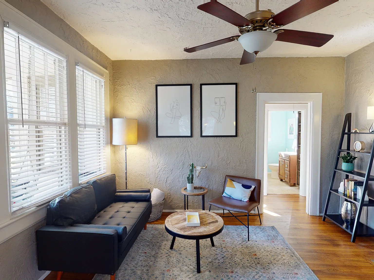 1827 Capitol Avenue - 1 — Photo 3