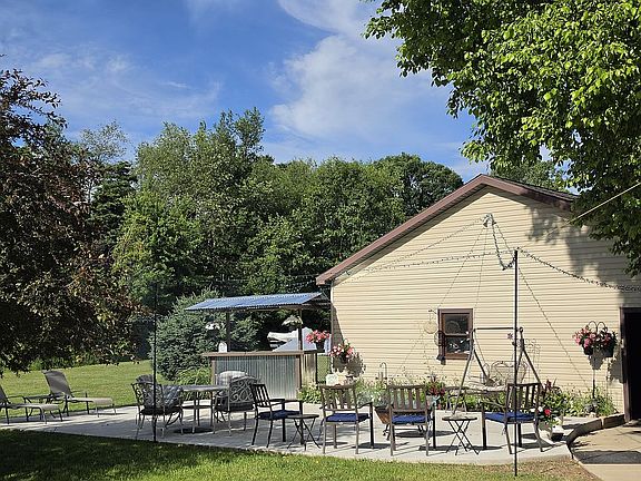 2nd image of 5269 Dutch Rd