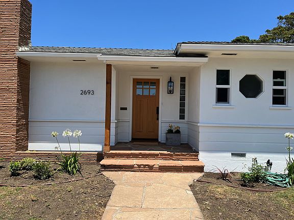 3rd image of 2693 Lexington Dr