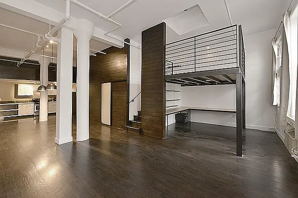 Rented by Level Group | media 2