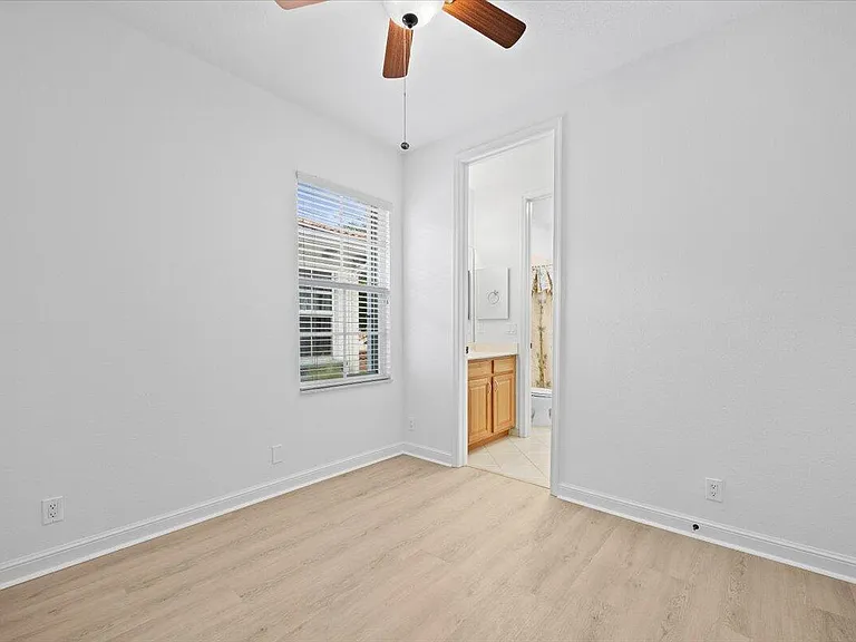 731 Duchess Ct — Photo 20