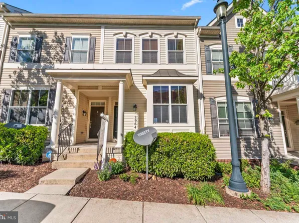 2964 Chinkapin Oak Ln, Woodbridge, VA 22191