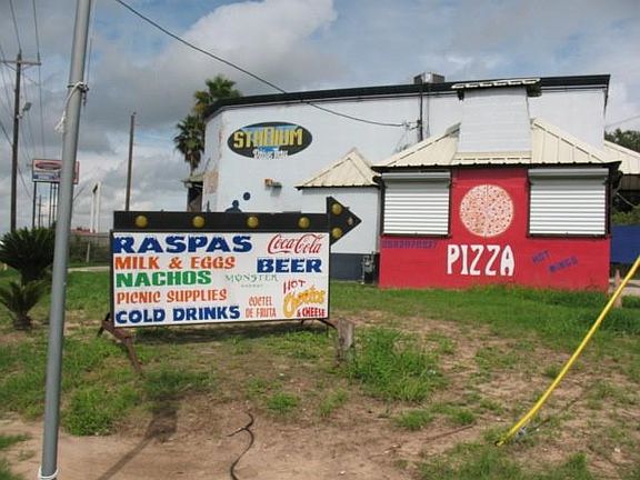 4th image of 3705 Okeechobee Ln