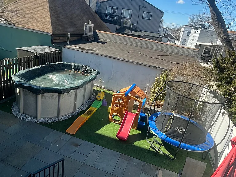 6515 Bergenwood Ave — Photo 28