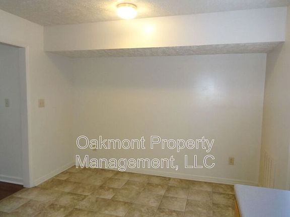 5th image of 942 Pedro Dr
