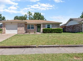 3253 S 121st Ave E, Tulsa, OK 74146