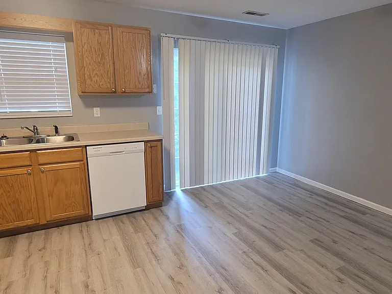29 Fox Hollow Dr #29 — Photo 9