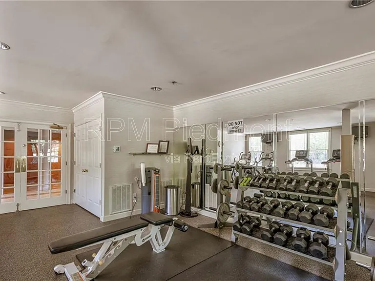 1735 Peachtree St NE #226 — Photo 32