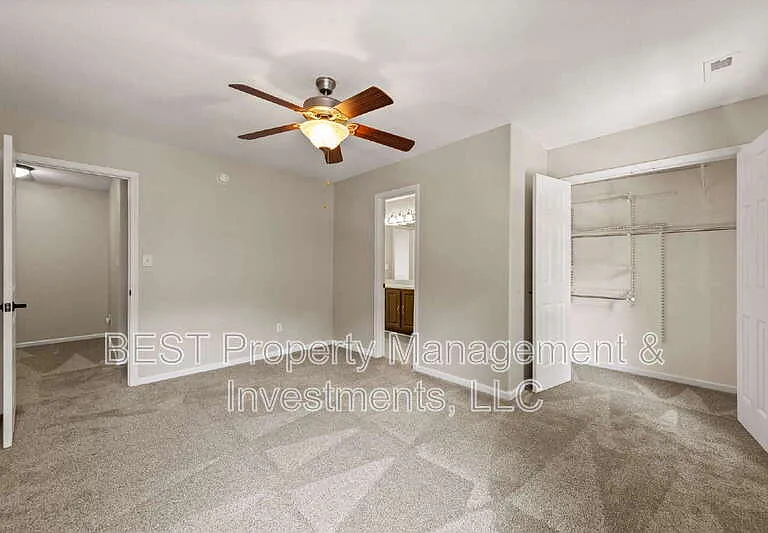 8130 Kings Creek Dr — Photo 27