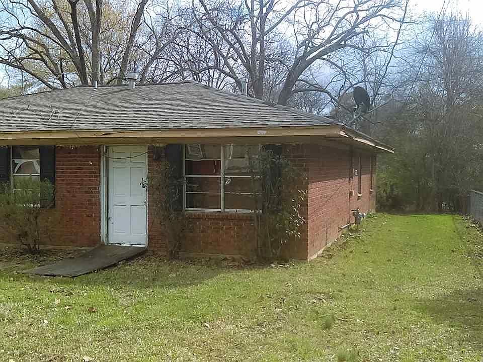 2nd image of 407 Race St