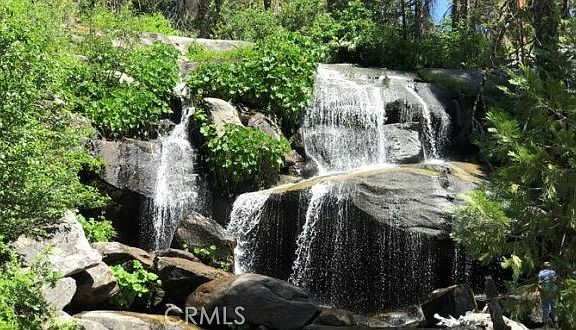 2nd image of 59827 Hillcrest Rd #2