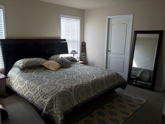 5th image of 23013 Evergreen Cir