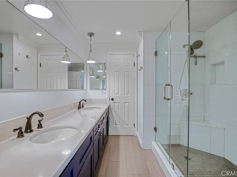 2461 Allanjay Pl — Photo 17