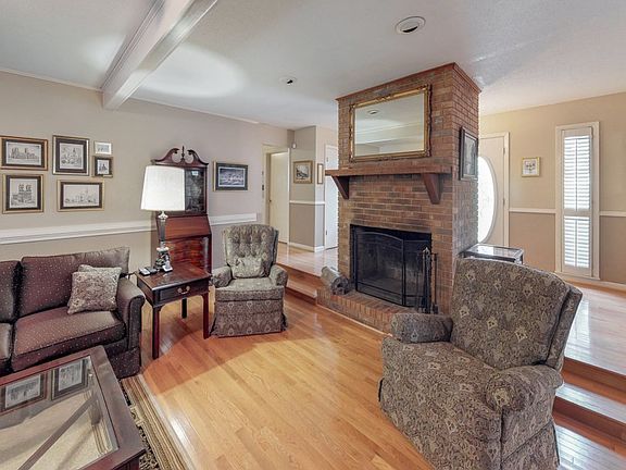 3rd image of 524 San Salvador Dr