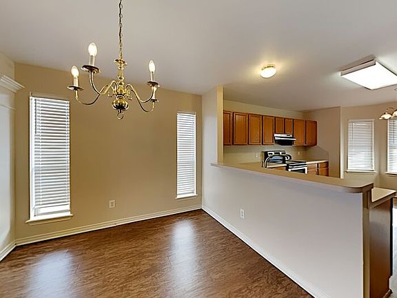 5th image of 3013 S Fork Dr