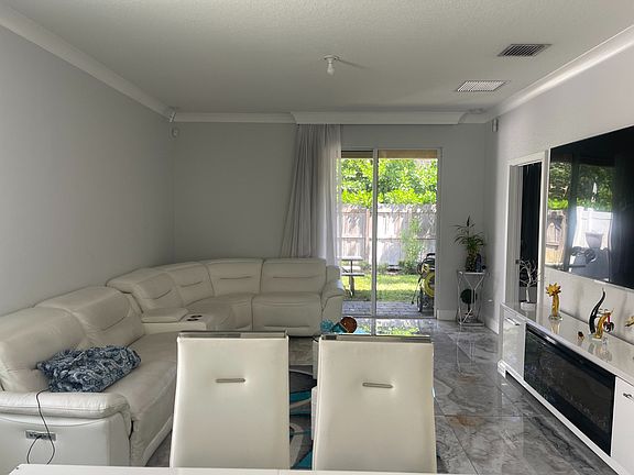 4th image of 2292 Timber Forest Dr.