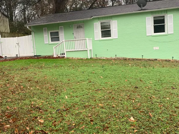 1045 Rebel Forest Dr SE, Atlanta, GA 30315