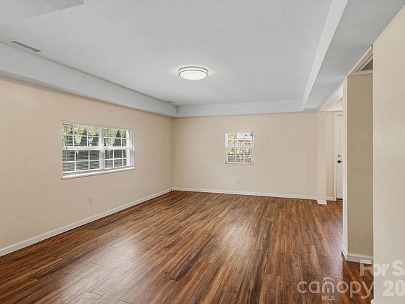 2nd image of 89 Carolina Ave