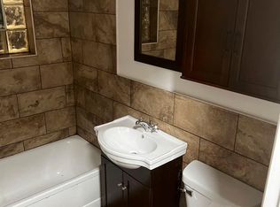 312 E 147th St APT 4, Harvey, IL