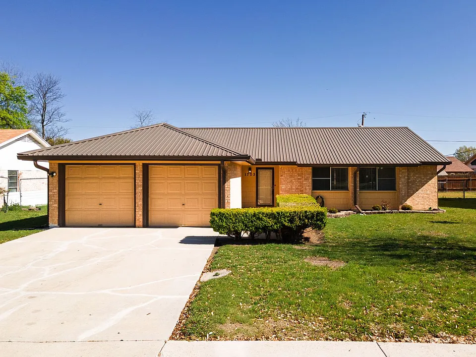 1703 Kingman Rd