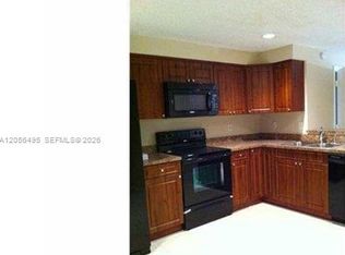 1621 Barcelona Way #TOWNHOUSE 6-32, Fort Lauderdale, FL 33327
