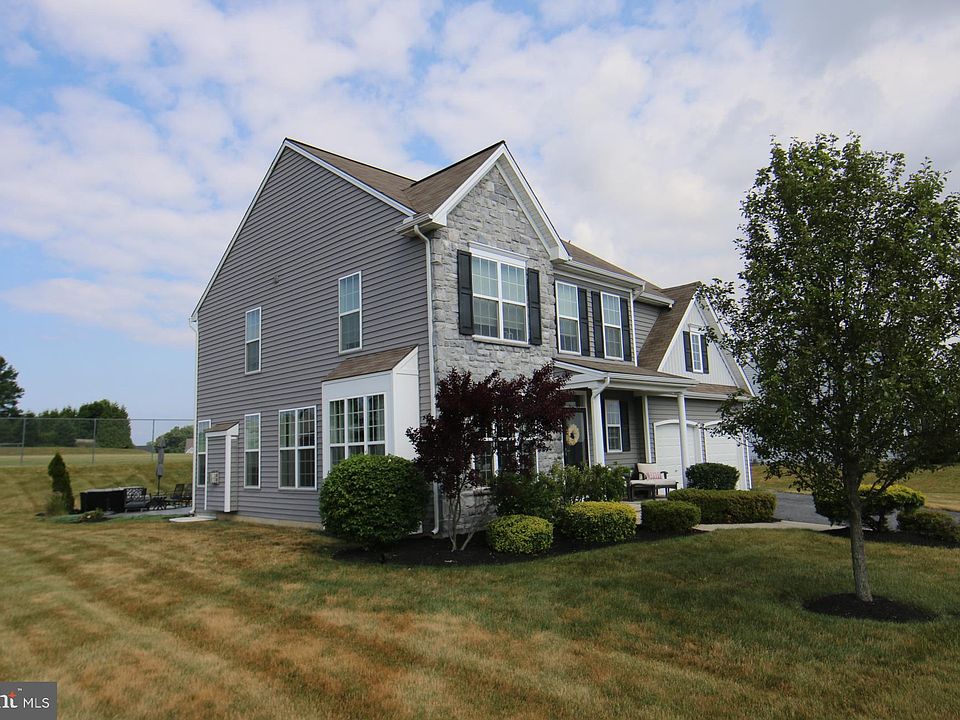 2nd image of 7097 Oak Ridge Dr