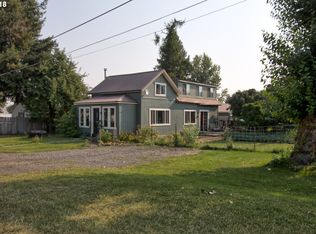617 Elizabeth St, Lostine, OR 97857