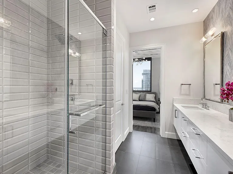 1211 Caroline St #1501 — Photo 13
