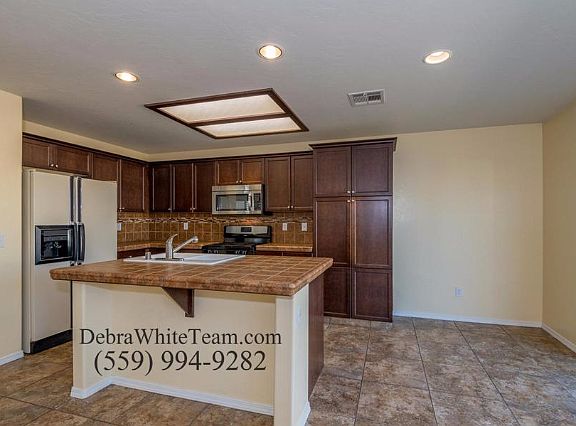 4th image of 1400 W Ambassador Way