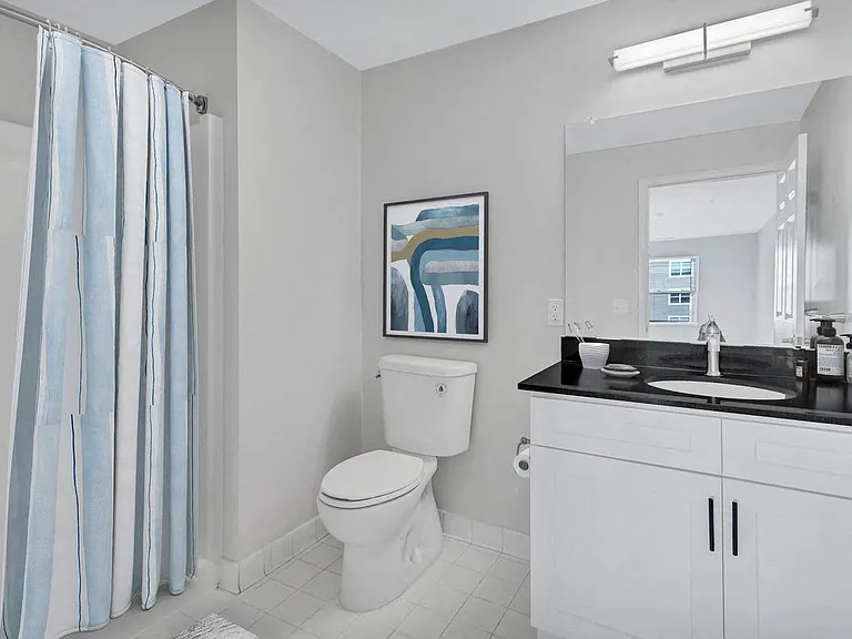 Ashbury Courts Apartments — Photo 13