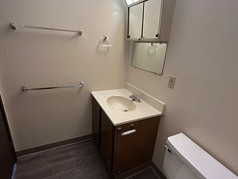 2421 4th Ave N #16 — Photo 8