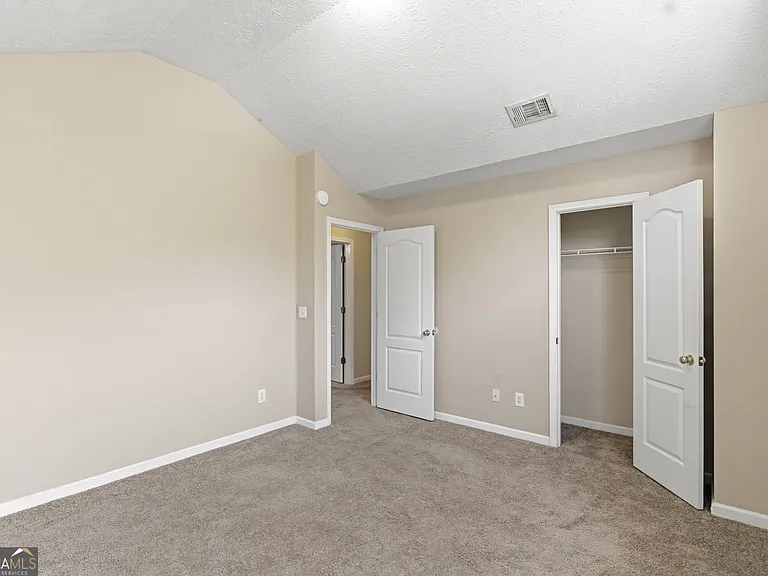 5420 Yellow Pine Dr — Photo 14