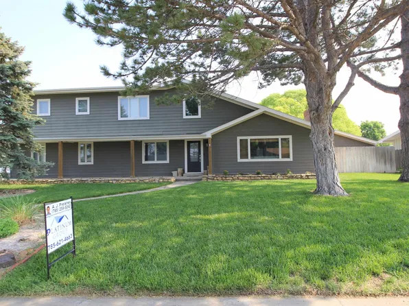 1115 Country Club Dr, Hays, KS 67601