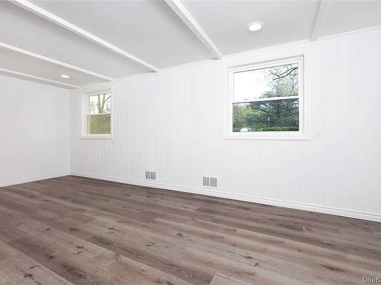 4 Bunny Ln — Photo 8