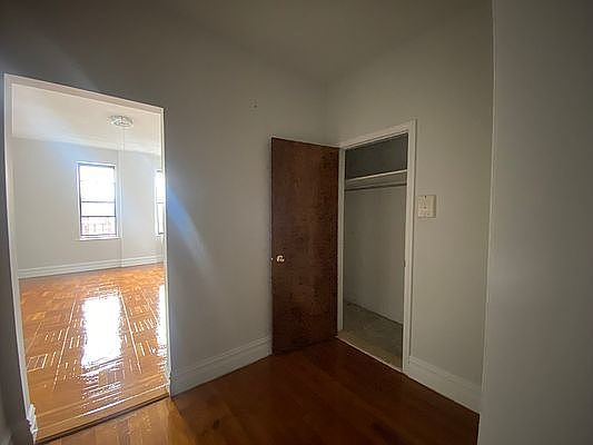 5th image of 1745 Caton Ave APT E6