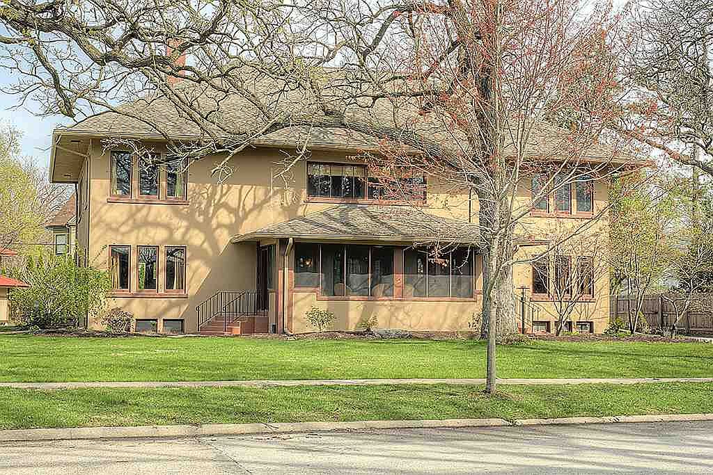 1704 National Ave, Rockford, IL 61103 Zillow