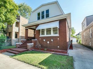 8205 S Muskegon Ave, Chicago, IL 60617