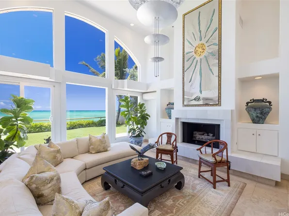 756 Mokulua Dr, Kailua, HI 96734