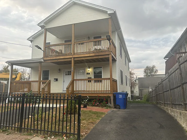 339 Harral Ave #1 — Photo 16