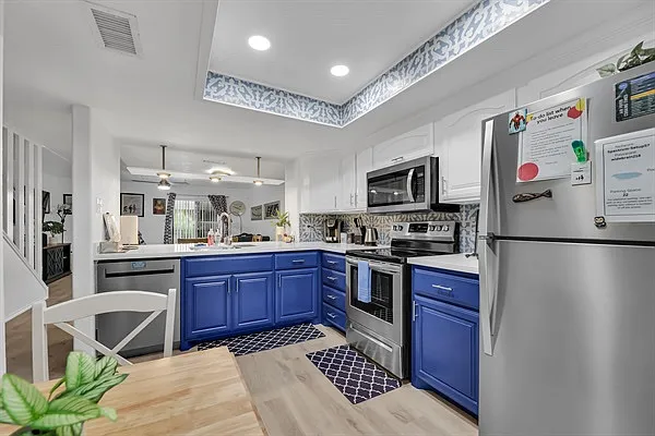 104 E Parade Dr #22 — Photo 7