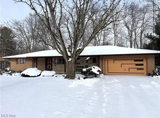 10635 Cardinal Ln, Brecksville, OH